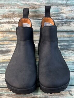Xero Shoes Ridgeway Chelsea Boot Mens 8.5 Black Nubuck Leather Lug Sole Pull On